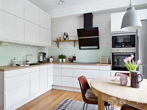 宅女专属小清新厨房橱柜案例